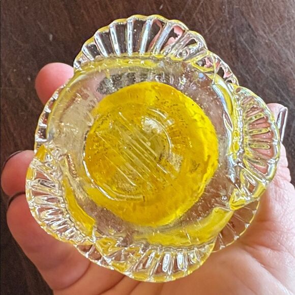 Yellow Glass Rose - Picture 7 of 7